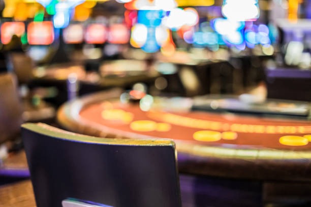 Higher tiers unlock better cashback rates Tier progression benefits visualization